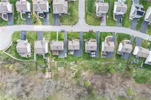 327 Everest Cir, Chartiers, PA 15342 - Photo 45
