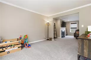 327 Everest Cir, Chartiers, PA 15342 - Photo 9