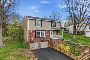 111 Sunview Dr, Chippewa Township, PA 15010 - Photo 1