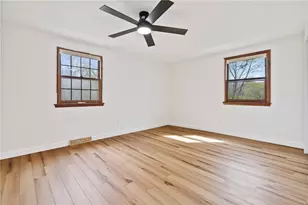 115 Oakdale Dr, Zelienople, PA 16063 - Photo 19