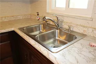 2012 Spring Hill Rd, Scott Township, PA 15243 - Photo 11