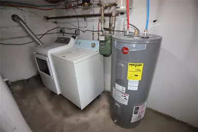 305 Chestnut St, Jeannette, PA 15644 - Photo 19