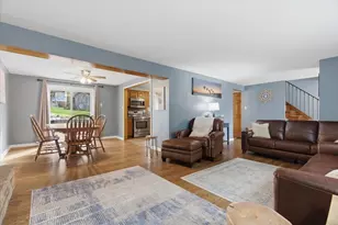 13 Cabindale Dr, Kennedy Township, PA 15136 - Photo 7