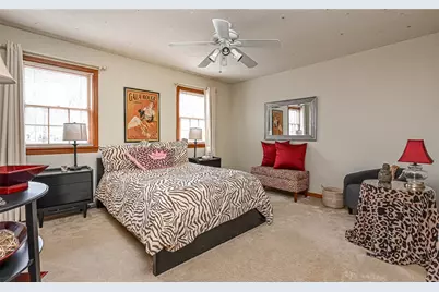 2551 Longmount Drive, Pittsburgh, PA 15090 - Photo 19