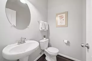 47 Truman Cir, Kennedy Township, PA 15136 - Photo 9