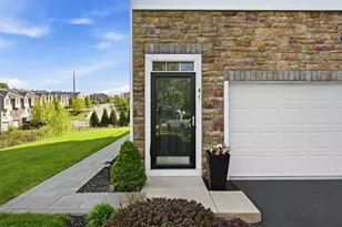 47 Truman Cir, Kennedy Township, PA 15136 - Photo 3