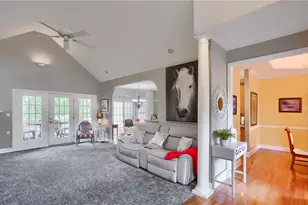 22 Sunridge Dr, Kennedy Township, PA 15108 - Photo 9
