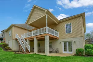 22 Sunridge Dr, Kennedy Township, PA 15108 - Photo 5