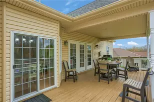 22 Sunridge Dr, Kennedy Township, PA 15108 - Photo 17