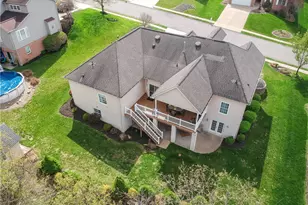 22 Sunridge Dr, Kennedy Township, PA 15108 - Photo 3