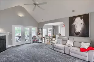 22 Sunridge Dr, Kennedy Township, PA 15108 - Photo 11