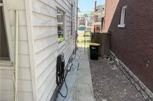 122 Greydon Ave, McKees Rocks, PA 15136 - Photo 7