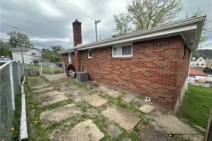 900 State Ave, Coraopolis, PA 15108 - Photo 13