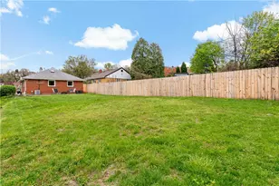 4258 Glen Lytle Rd, Pittsburgh, PA 15217 - Photo 29