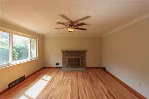 645 Mercer St, Turtle Creek, PA 15145 - Photo 7