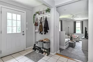 601 Midway Dr, Pittsburgh, PA 15215 - Photo 5
