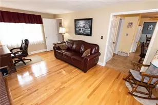 5037 Sunnyslope Dr, Hampton, PA 15044 - Photo 3