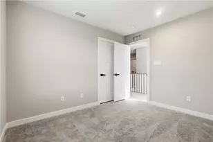 4 Dana Dr, Findlay Township, PA 15108 - Photo 25