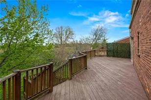 1152 Pinewood Dr, Pittsburgh, PA 15243 - Photo 41