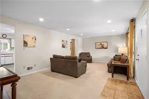 6113 Grafton St, Pittsburgh, PA 15206 - Photo 7