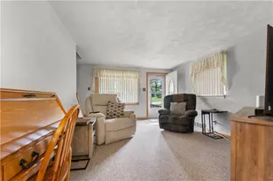 203 George St, Jeannette, PA 15644 - Photo 7