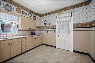 601 E 7th Ave, Tarentum, PA 15084 - Photo 11