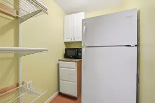 3902 Winterburn Ave, Pittsburgh, PA 15207 - Photo 17