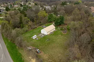 2168 Reis Run Rd, Pittsburgh, PA 15237 - Photo 3