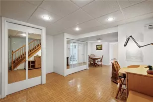 806 Kerry Hill Dr, Pittsburgh, PA 15234 - Photo 21
