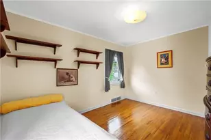 806 Kerry Hill Dr, Pittsburgh, PA 15234 - Photo 17