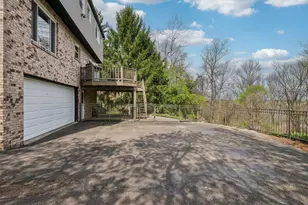 116 Emily Dr Dr, Pittsburgh, PA 15215 - Photo 35