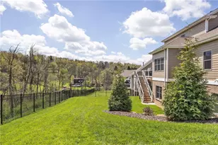 494 Harvest View Dr, Peters Township, PA 15367 - Photo 35