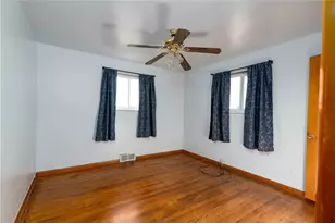 583 Hillcrest Ave, Stowe Township, PA 15136 - Photo 17