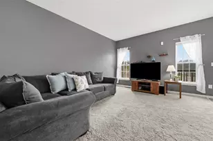 184 Southern Valley, Adams Township, PA 16046 - Photo 5