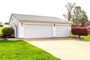 180 Hilltop Ln, Canton Township, PA 15301 - Photo 23