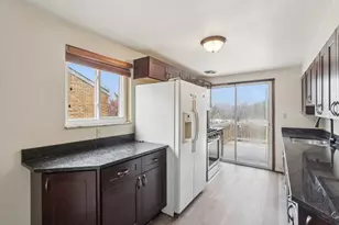 2920 Homehurst Ave, Pittsburgh, PA 15234 - Photo 11