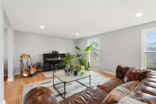 162 Woodshire Dr, Pittsburgh, PA 15215 - Photo 7