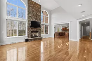 112 Mirage Dr, Cranberry Township, PA 16066 - Photo 9