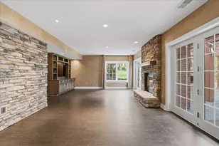 112 Mirage Dr, Cranberry Township, PA 16066 - Photo 27