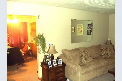 393 Rebecca St, Somerset Township, PA 15501 - Photo 5