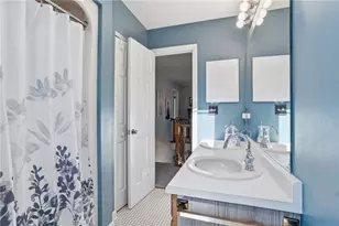 540 Robin Dr, Scott Township, PA 15220 - Photo 37