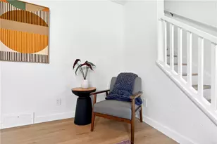 986 Woodbine St, Pittsburgh, PA 15201 - Photo 9