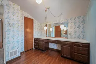 964 Roland Rd, Wilkins Township, PA 15221 - Photo 19