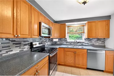6378 Churchill Rd, Bethel Park, PA 15102 - Photo 3