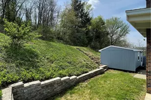 212 Chestershire Dr, North Fayette, PA 15071 - Photo 7