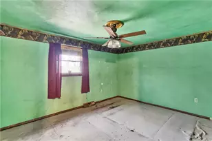 125 Shenandoah Dr, Pittsburgh, PA 15235 - Photo 13