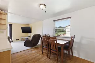 42 Manor Rd, Donora, PA 15033 - Photo 11
