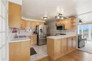42 Manor Rd, Donora, PA 15033 - Photo 13
