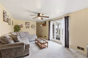 42 Manor Rd, Donora, PA 15033 - Photo 7