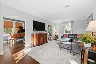 240 Inglewood Dr, Pittsburgh, PA 15228 - Photo 7